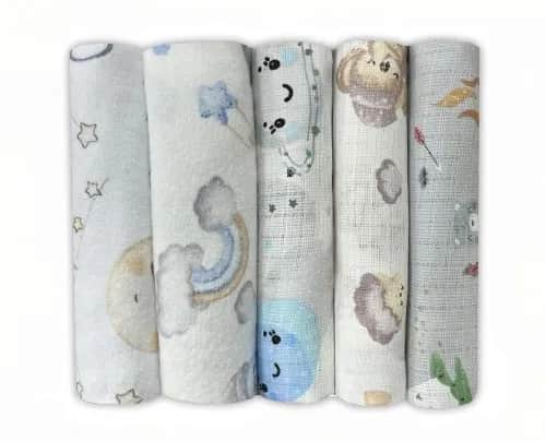 Jak prać pieluchy tetrowe i flanelowe, aby uniknąć zniszczeń i plam